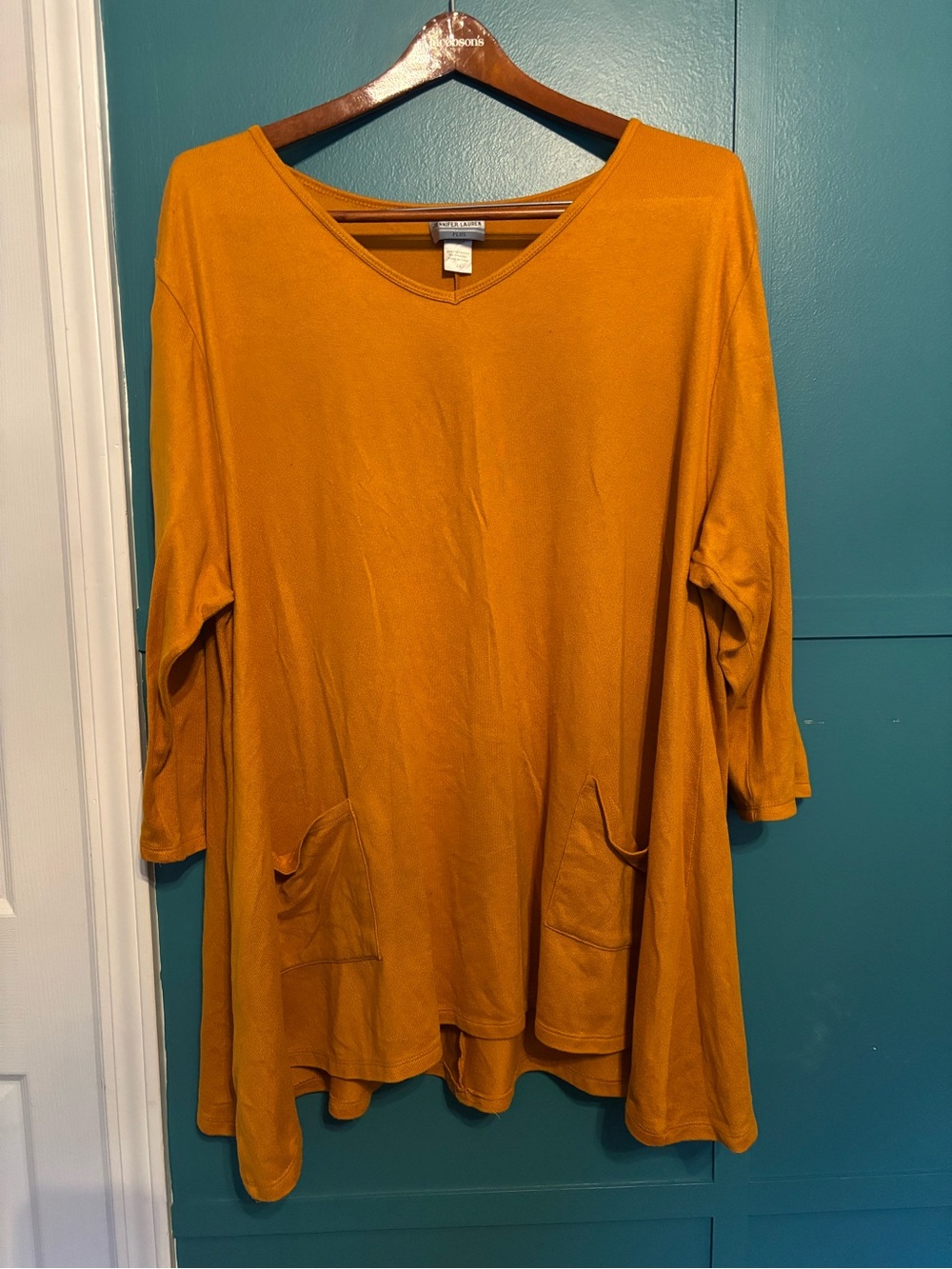 Jennifer Lauren Women's V-Neck Tunic Top in Mustard Size 2X